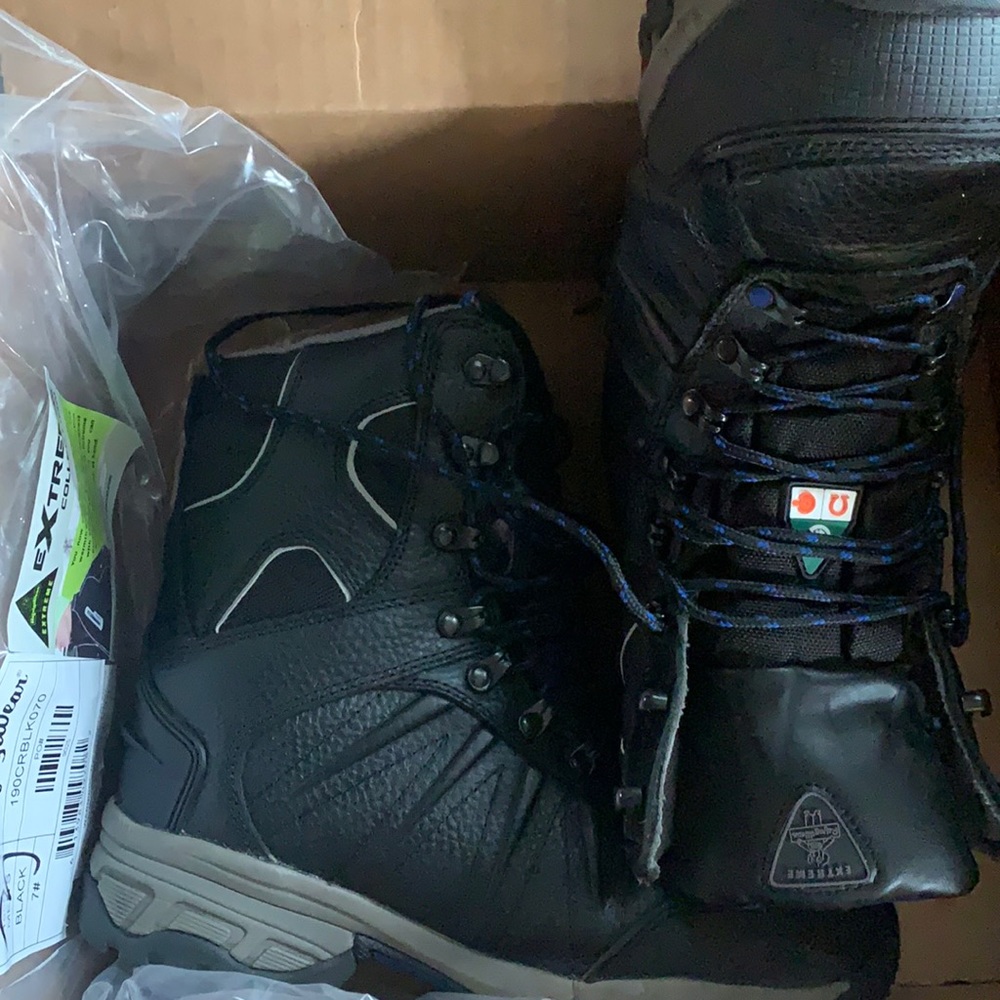 Refrigiwear boots
